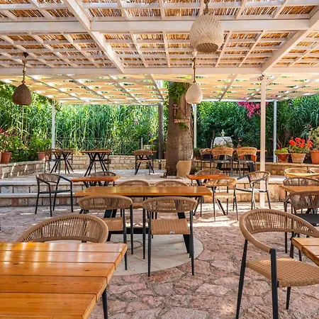 Gasthuis Alex Bar Parga