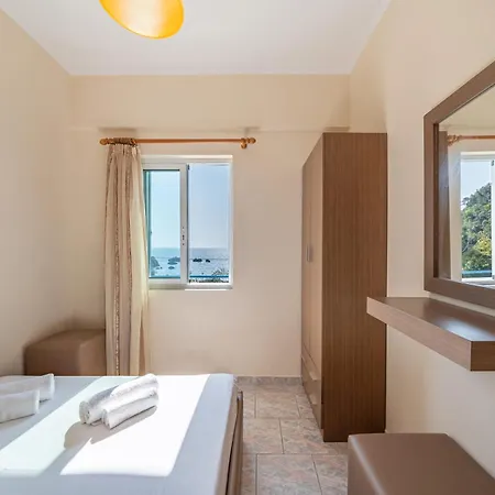 Alex Bar Gasthuis Parga