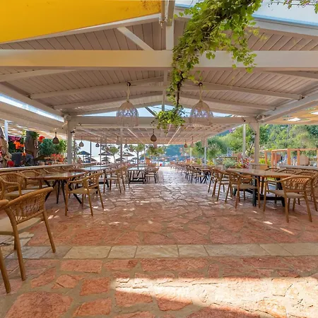 Alex Bar Gæstehus 3*