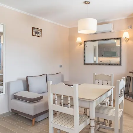 Vendégház Alex Bar