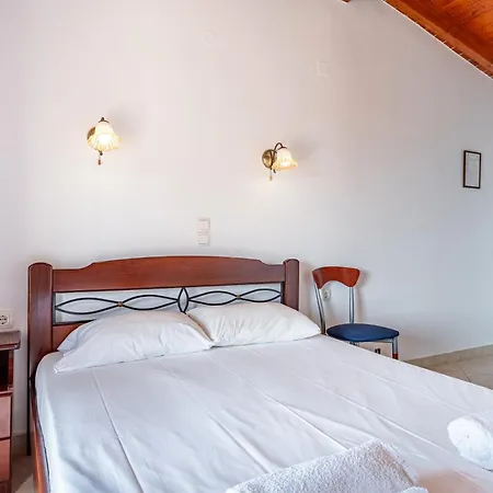 Alex Bar Gæstehus 3*