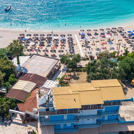 Alex Bar 3*